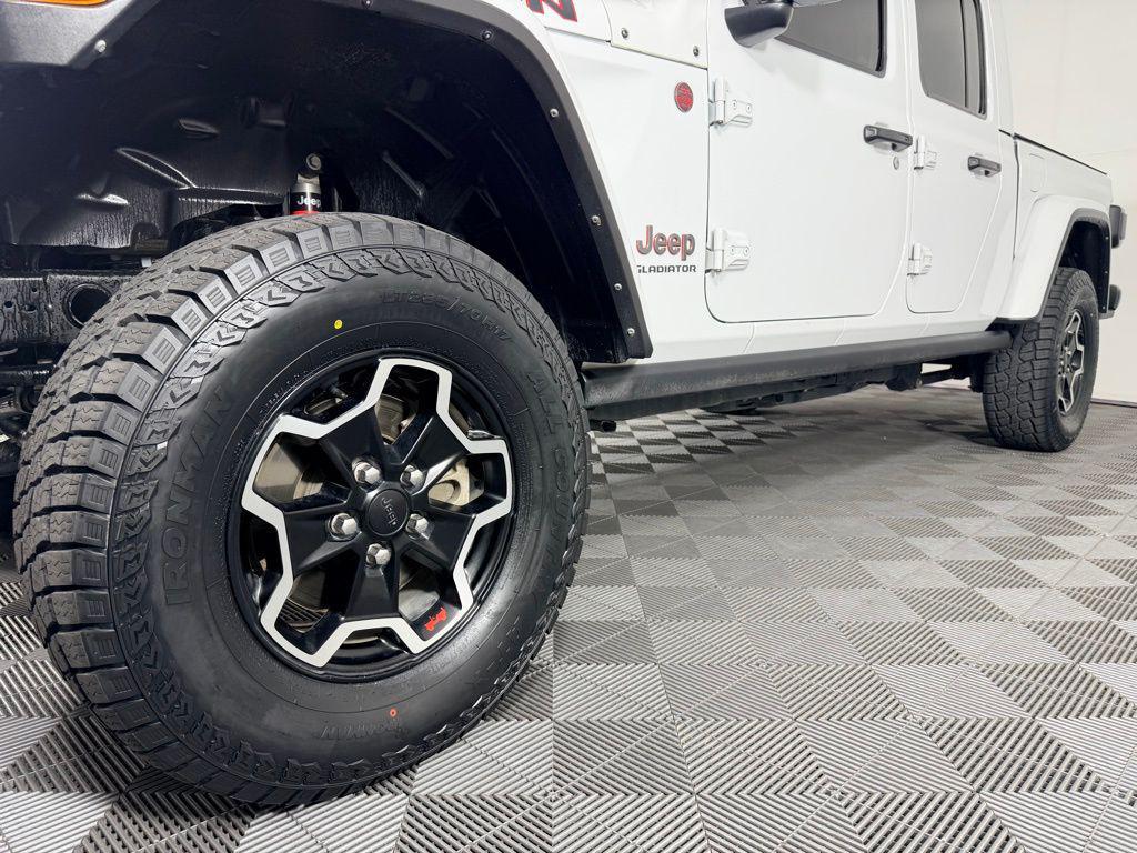used 2021 Jeep Gladiator car, priced at $38,975