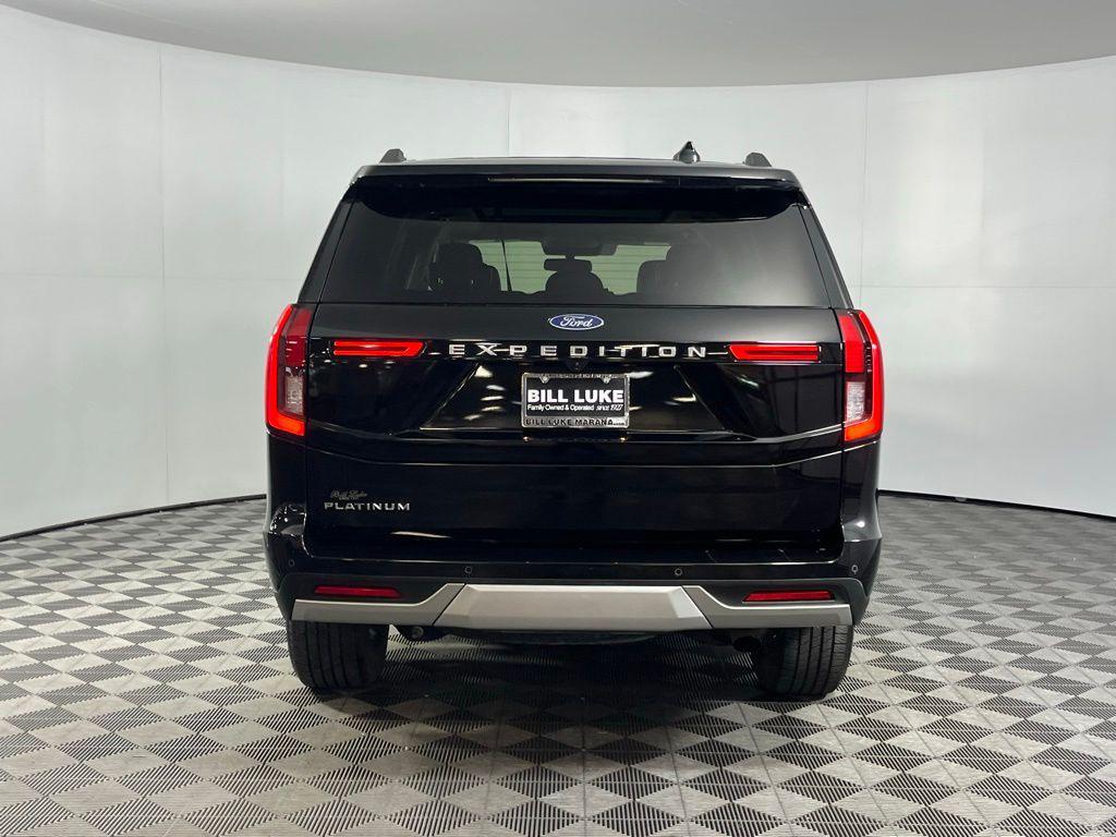 used 2025 Ford Expedition car, priced at $61,572