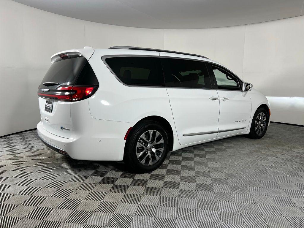 used 2022 Chrysler Pacifica car, priced at $33,175