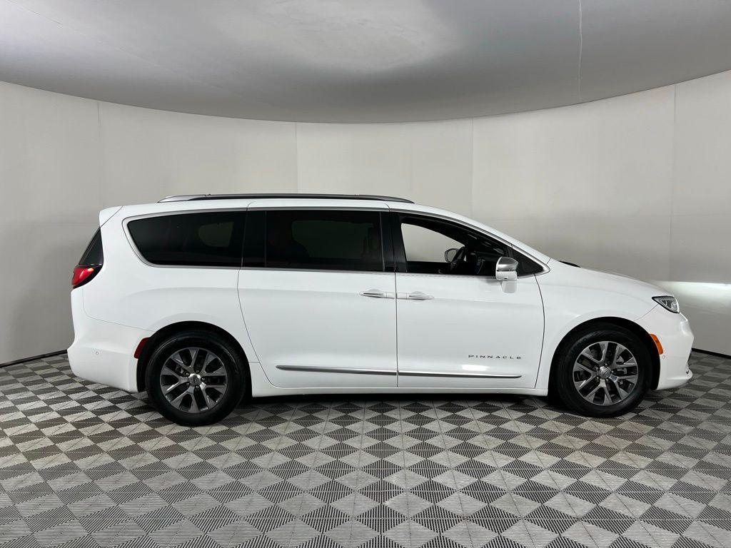 used 2022 Chrysler Pacifica car, priced at $33,175