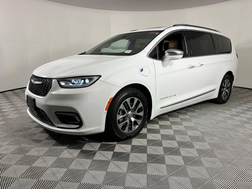 used 2022 Chrysler Pacifica car, priced at $33,175