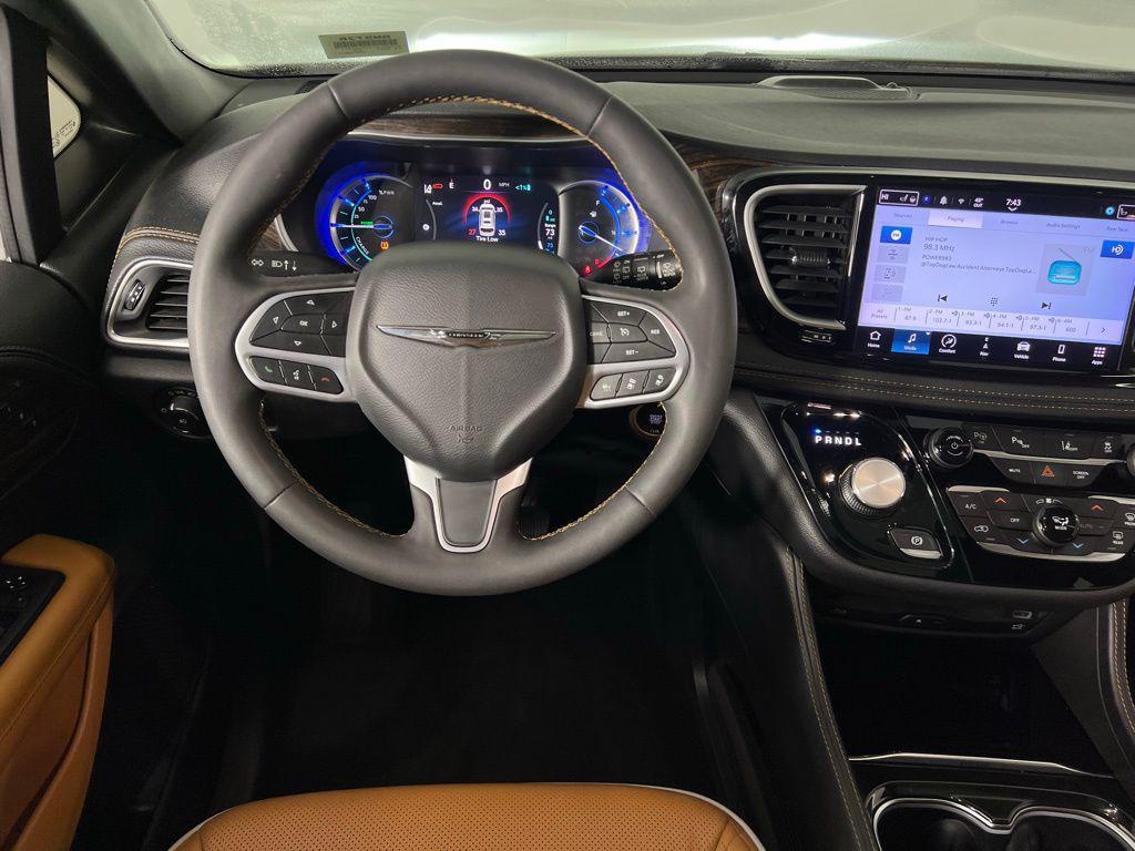 used 2022 Chrysler Pacifica car, priced at $33,175