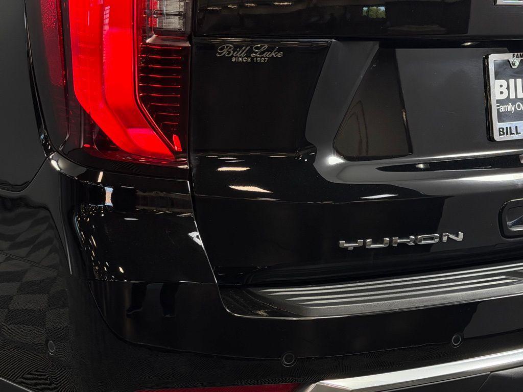 used 2025 GMC Yukon car, priced at $69,973