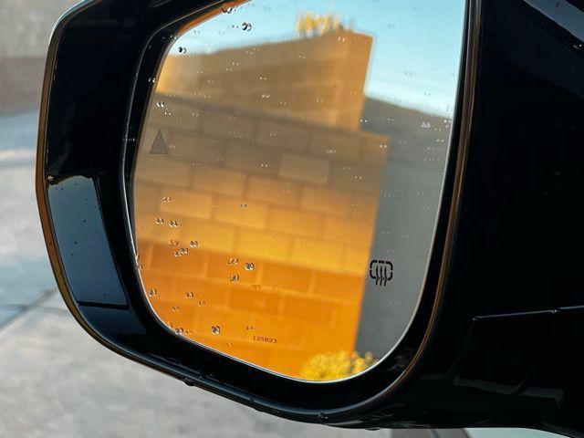 used 2024 Jeep Grand Cherokee car, priced at $31,973