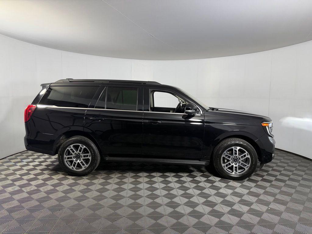 used 2025 Ford Expedition car, priced at $56,072