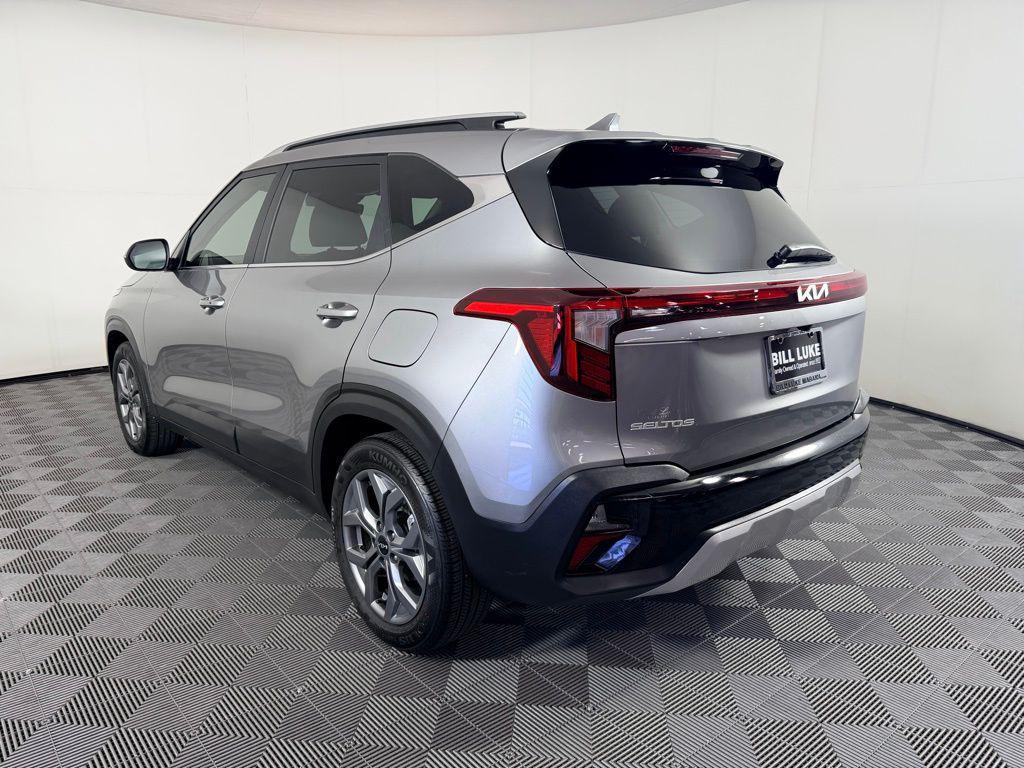 used 2024 Kia Seltos car, priced at $21,273