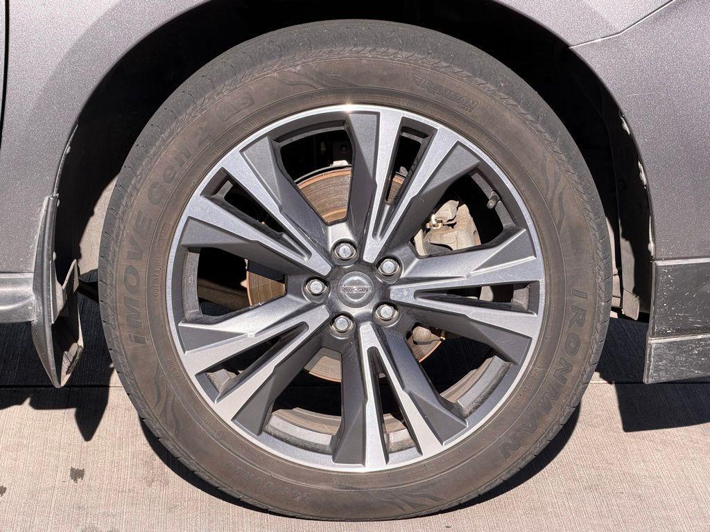 used 2020 Nissan Pathfinder car, priced at $14,495