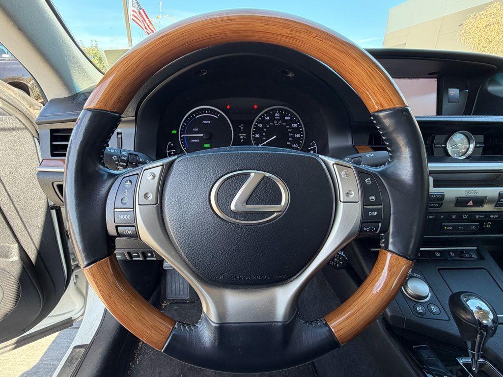 used 2014 Lexus ES 300h car, priced at $11,995