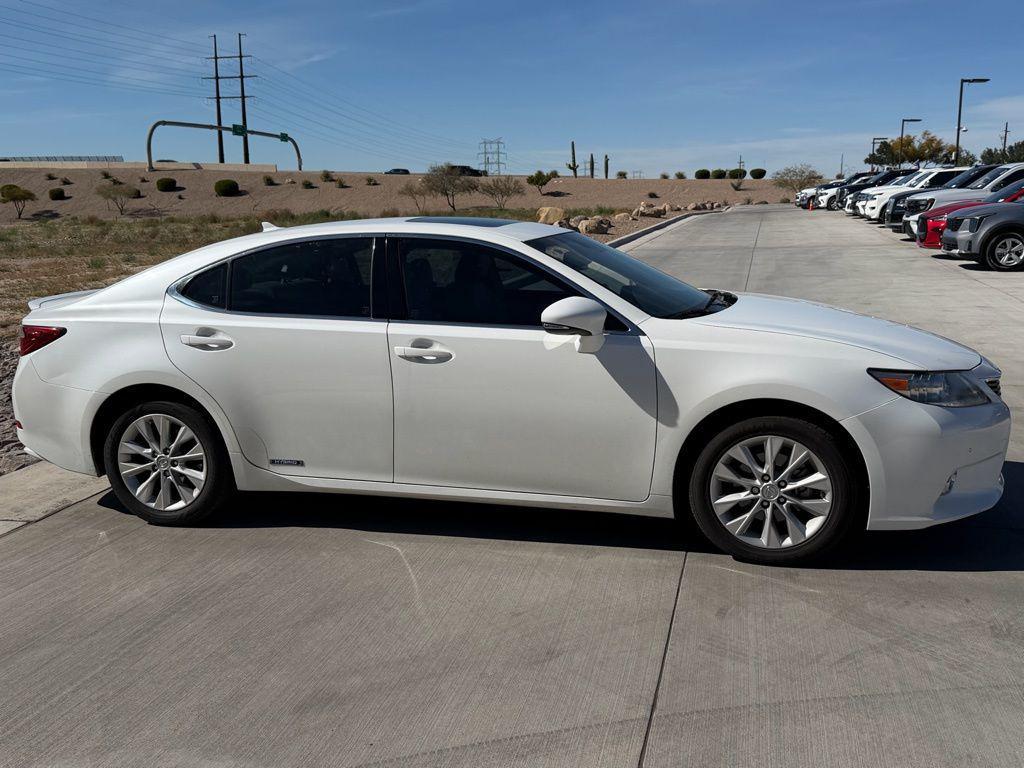 used 2014 Lexus ES 300h car, priced at $11,995