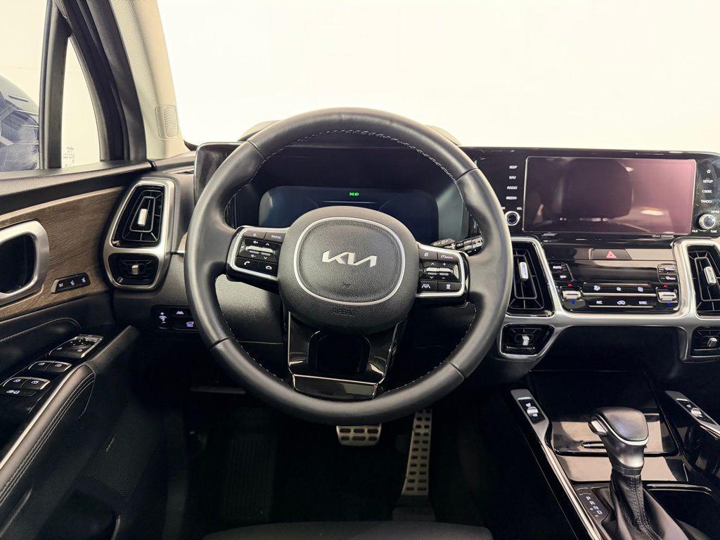 used 2022 Kia Sorento car, priced at $25,973