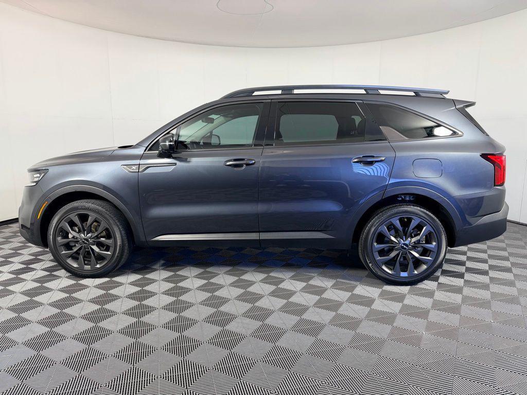 used 2022 Kia Sorento car, priced at $25,973