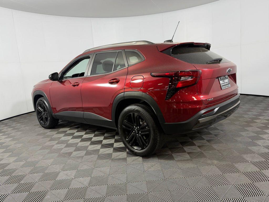 used 2024 Chevrolet Trax car, priced at $22,673