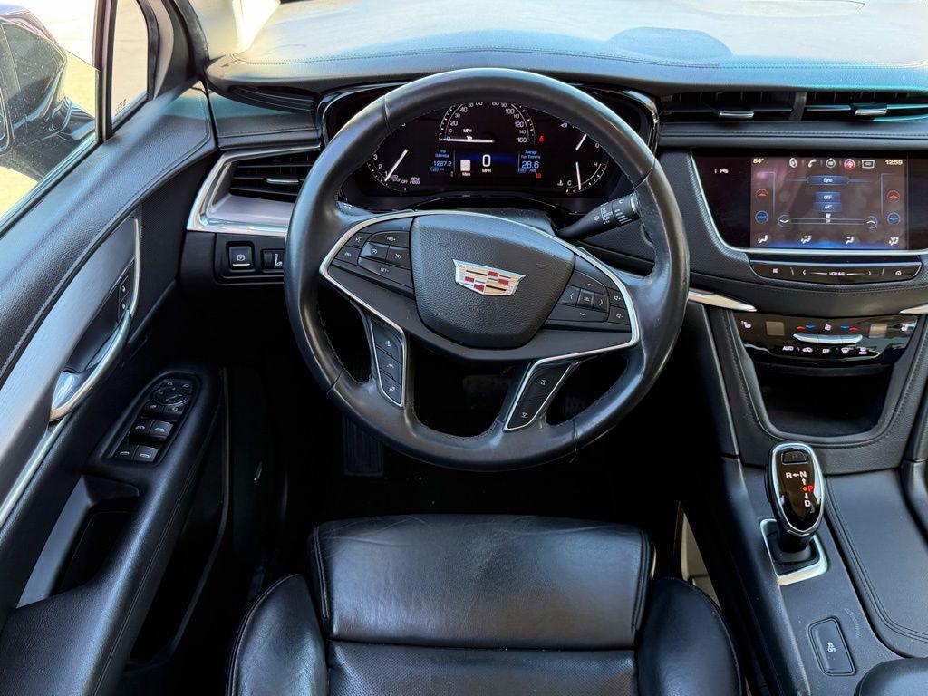 used 2017 Cadillac XT5 car, priced at $10,995