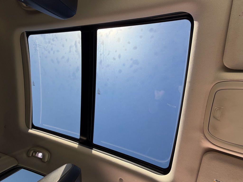 used 2017 Cadillac XT5 car, priced at $10,995