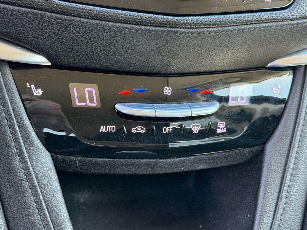 used 2017 Cadillac XT5 car, priced at $10,995