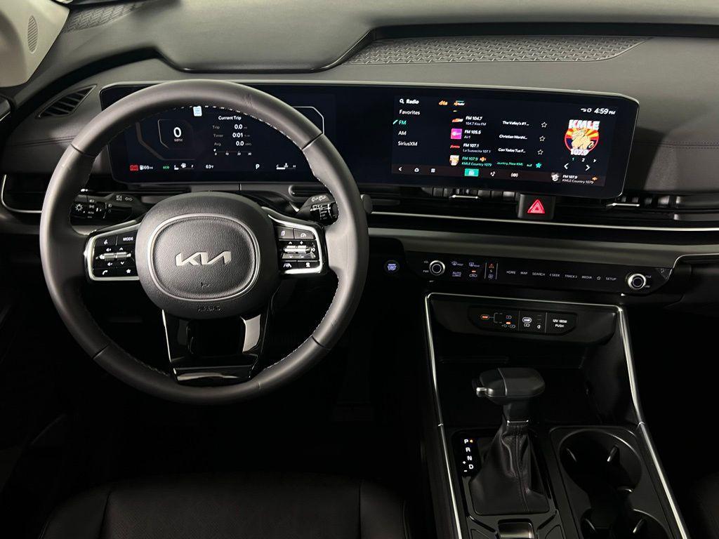 used 2025 Kia Carnival car, priced at $40,375