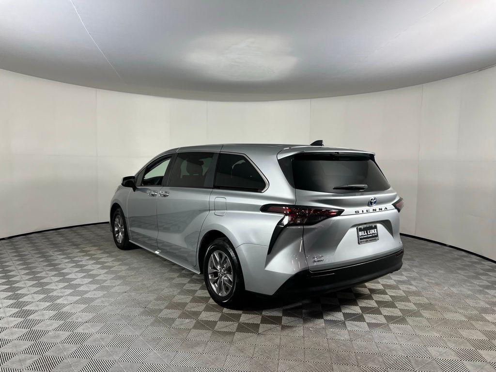 used 2025 Toyota Sienna car, priced at $44,973