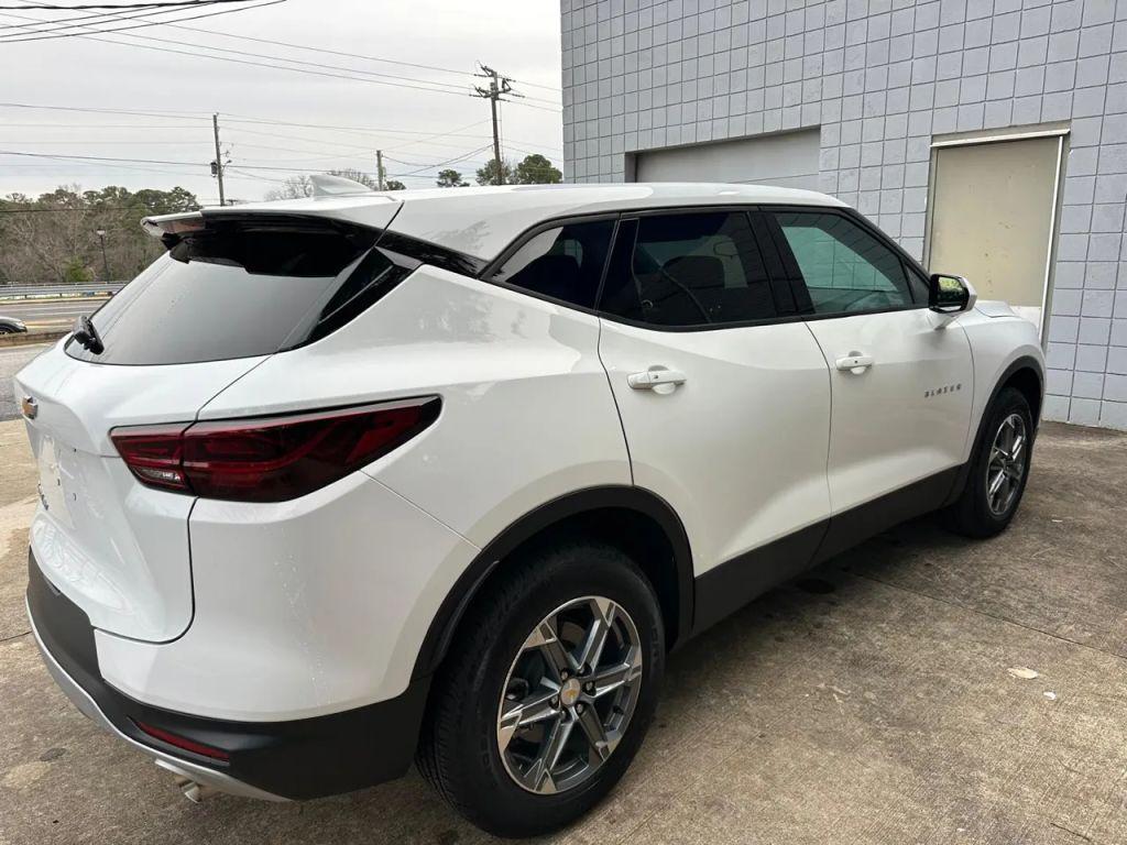 used 2025 Chevrolet Blazer car, priced at $28,995