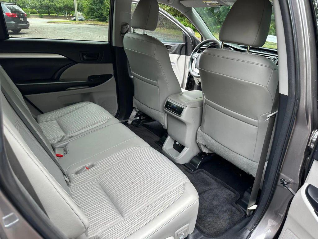used 2016 Toyota Highlander car, priced at $16,999