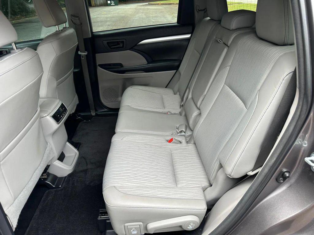 used 2016 Toyota Highlander car, priced at $16,999