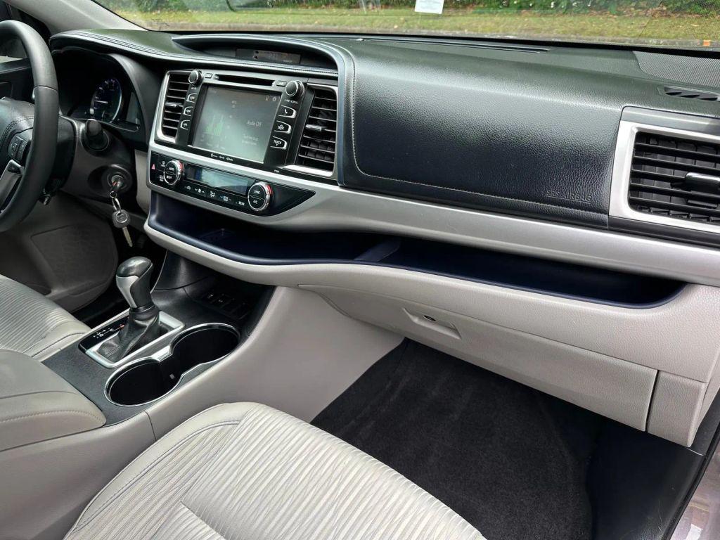 used 2016 Toyota Highlander car, priced at $16,999