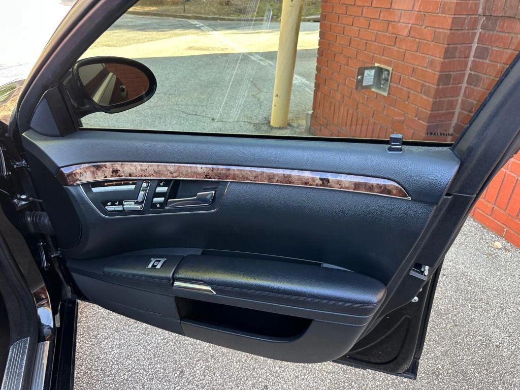 used 2007 Mercedes-Benz S-Class car, priced at $5,999
