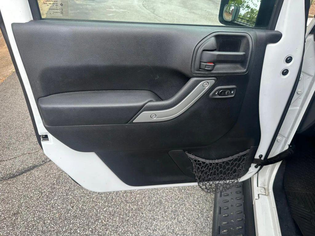 used 2016 Jeep Wrangler Unlimited car, priced at $16,995