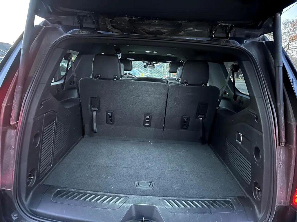 used 2023 GMC Yukon XL car, priced at $44,999