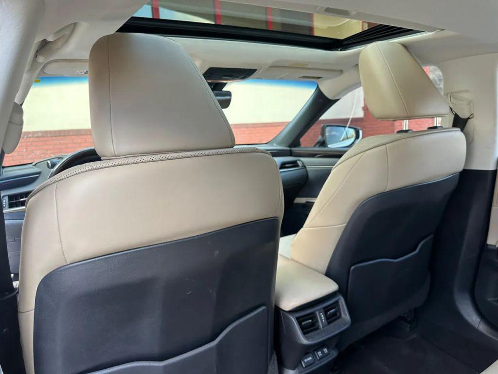 used 2020 Lexus ES 350 car, priced at $26,999