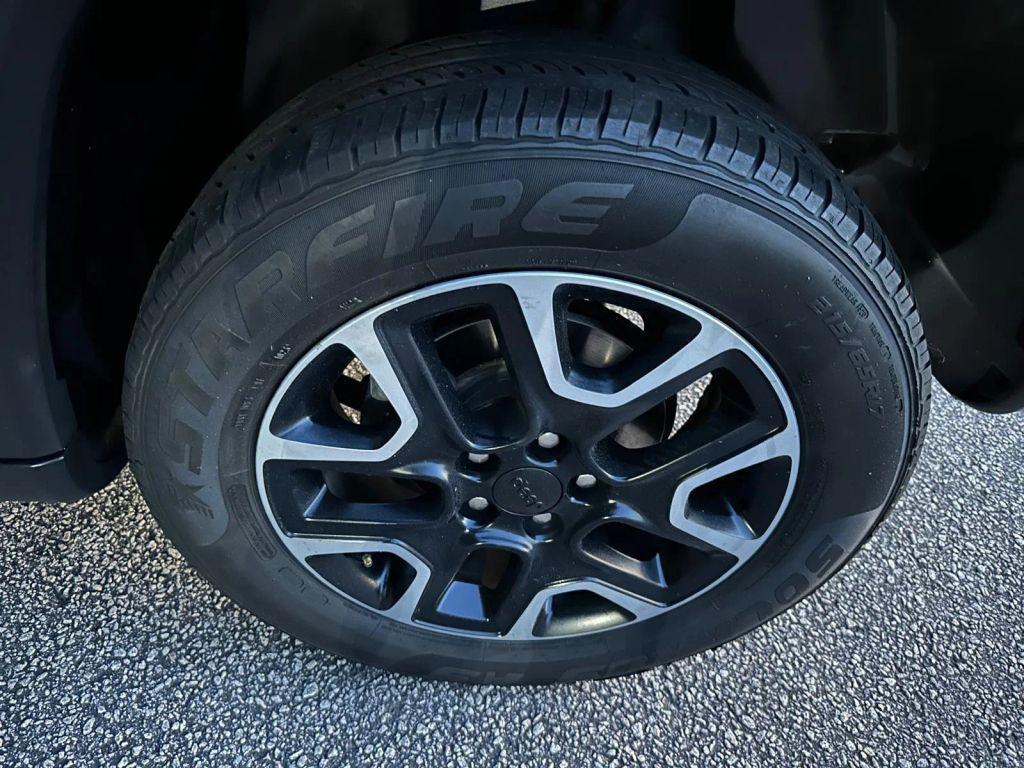used 2019 Jeep Compass car, priced at $11,999