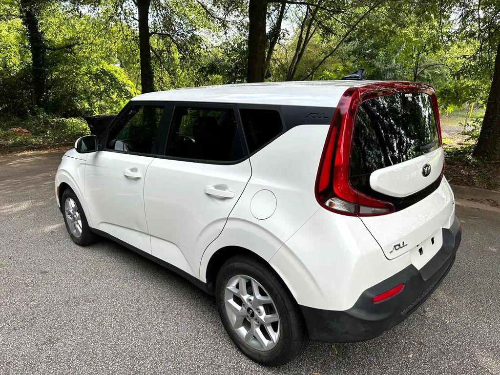 used 2021 Kia Soul car, priced at $10,999
