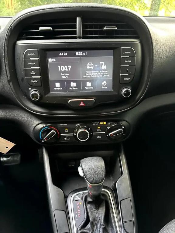 used 2021 Kia Soul car, priced at $10,999