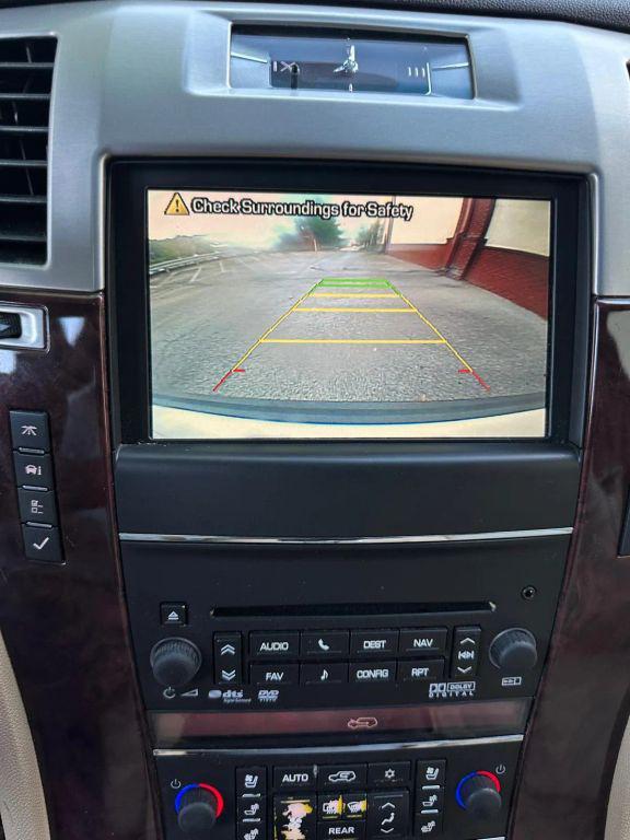 used 2014 Cadillac Escalade ESV car, priced at $10,499