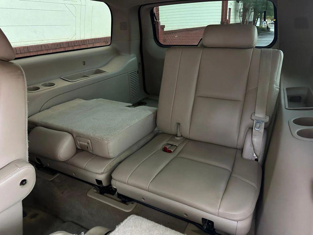 used 2014 Cadillac Escalade ESV car, priced at $10,499