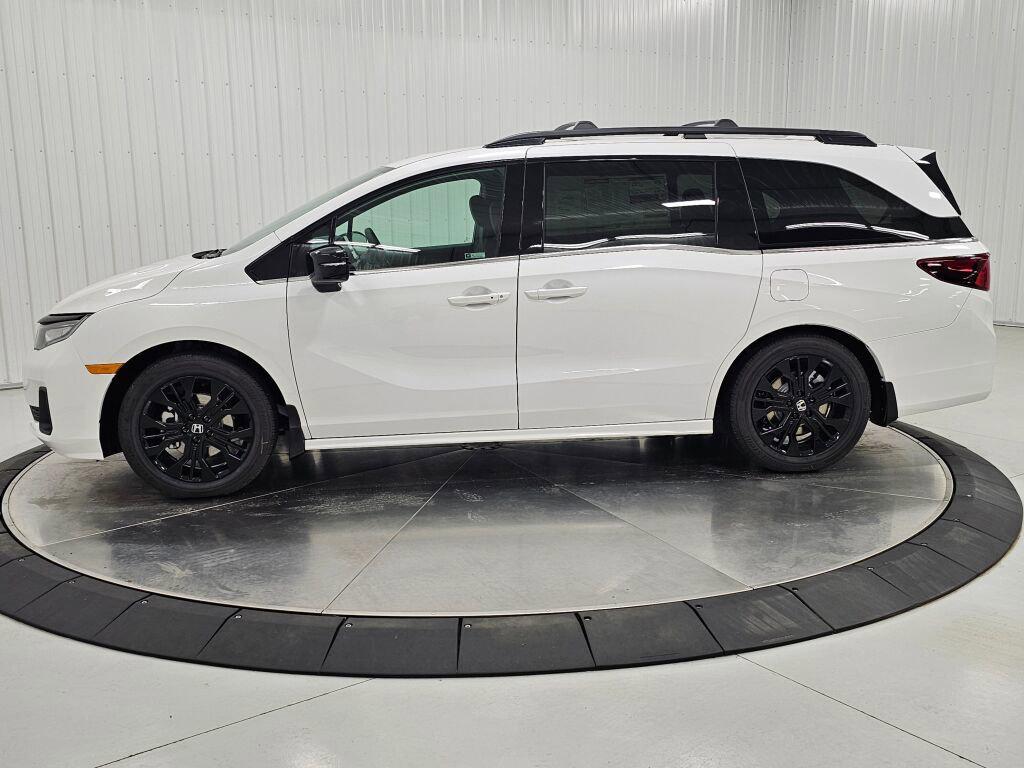 new 2026 Honda Odyssey car, priced at $44,405
