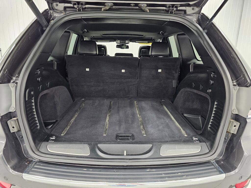 used 2015 Jeep Grand Cherokee car, priced at $10,248