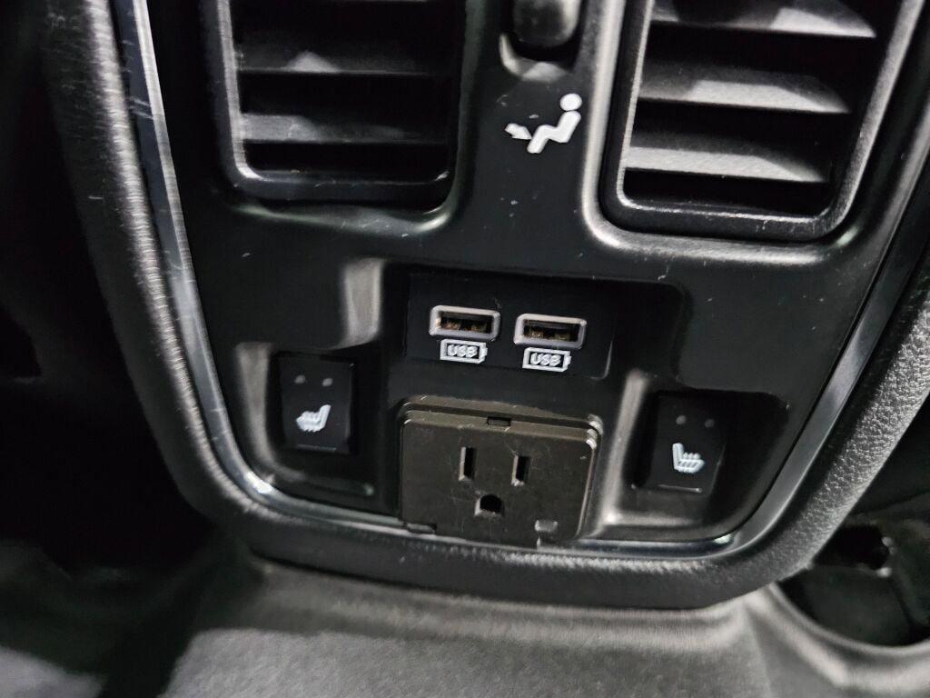 used 2015 Jeep Grand Cherokee car, priced at $10,248