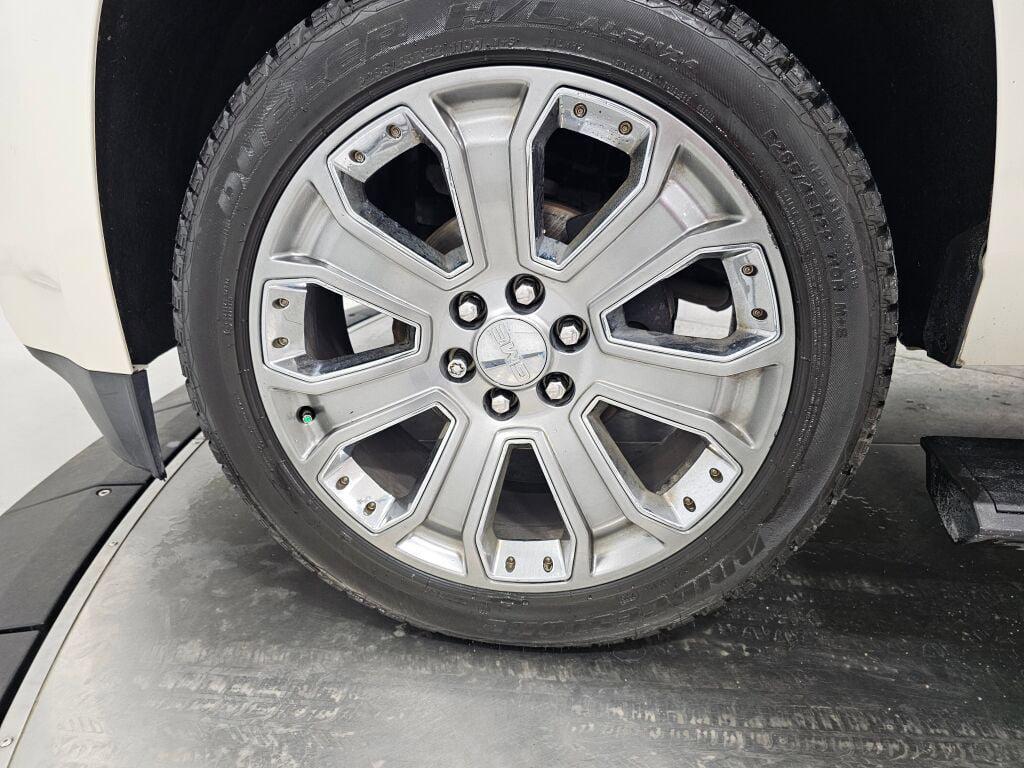 used 2015 GMC Yukon XL car, priced at $16,999