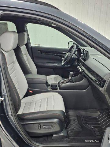 new 2026 Honda CR-V Hybrid car, priced at $41,155