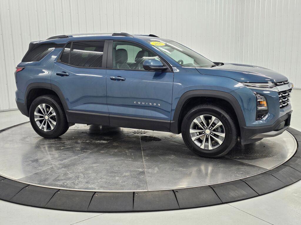 used 2025 Chevrolet Equinox car, priced at $26,999
