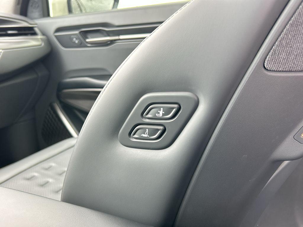 used 2024 Kia EV9 car, priced at $42,995