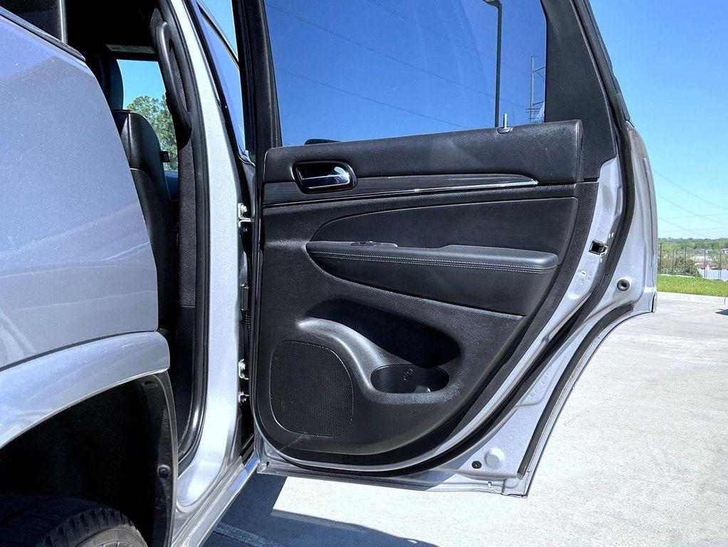 used 2020 Jeep Grand Cherokee car, priced at $23,774