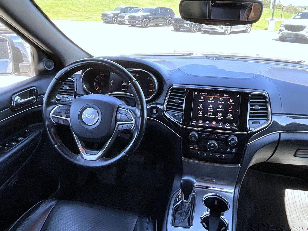 used 2020 Jeep Grand Cherokee car, priced at $23,774