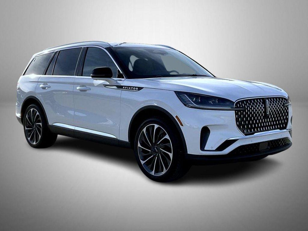 new 2026 Lincoln Aviator car, priced at $79,670