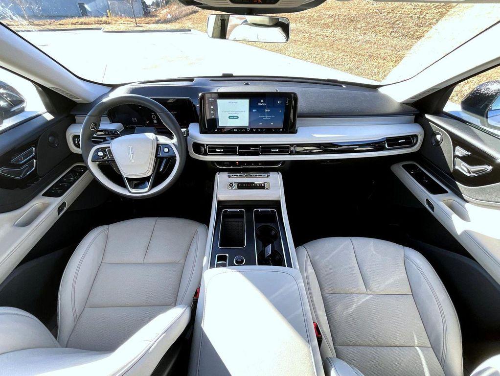 new 2026 Lincoln Aviator car, priced at $73,925