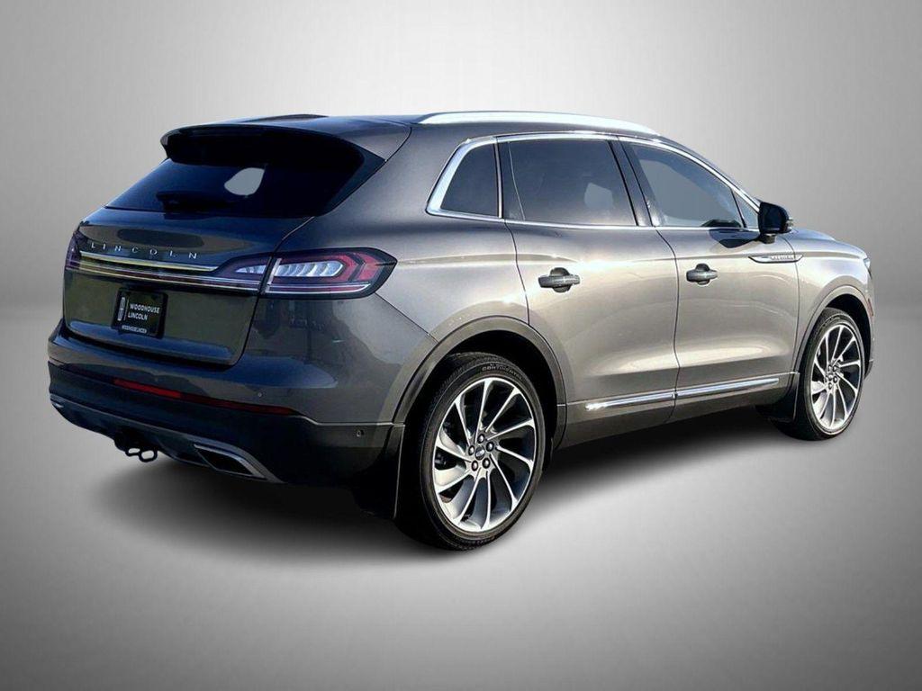 used 2022 Lincoln Nautilus car, priced at $40,444