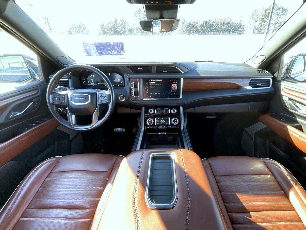 used 2023 GMC Yukon car, priced at $60,163