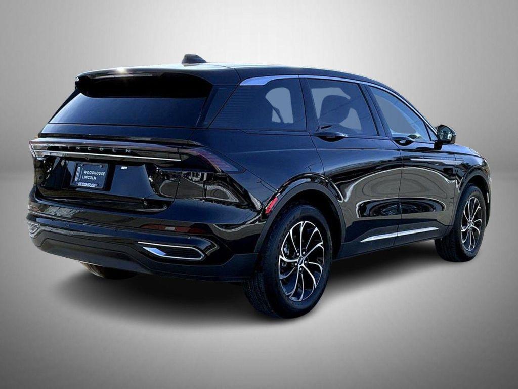 new 2026 Lincoln Nautilus car, priced at $61,440