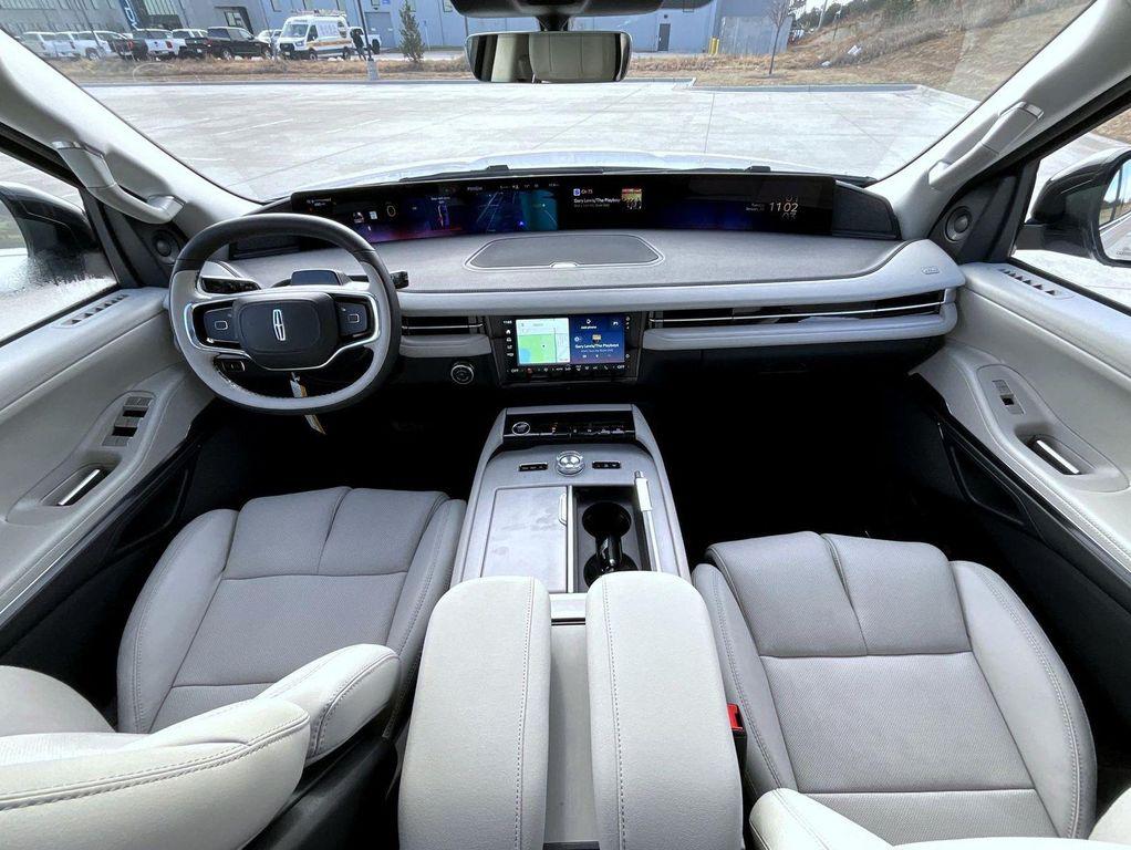 new 2026 Lincoln Navigator car, priced at $108,340