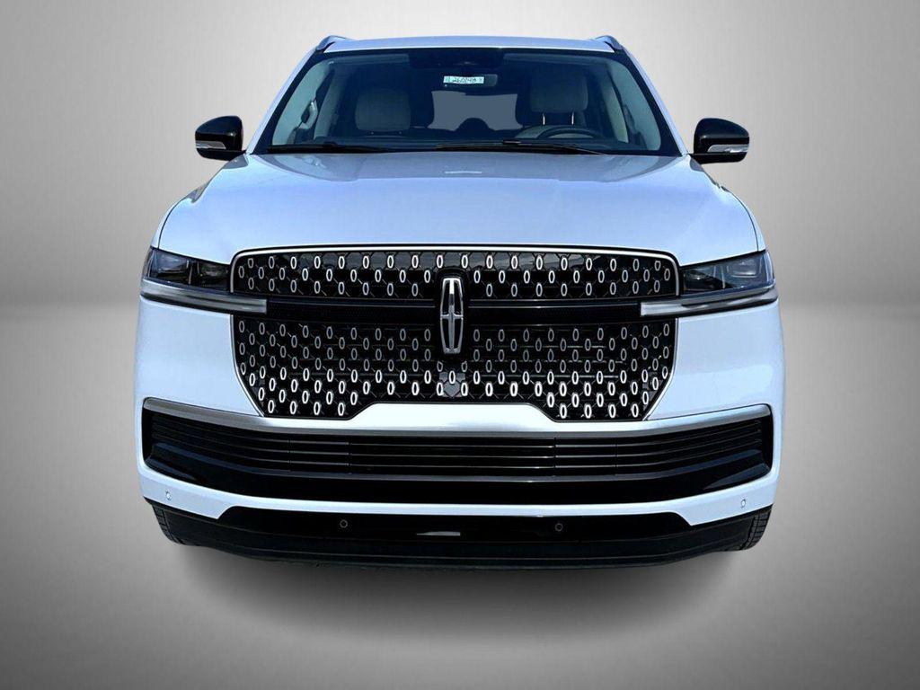 new 2026 Lincoln Navigator car, priced at $108,340